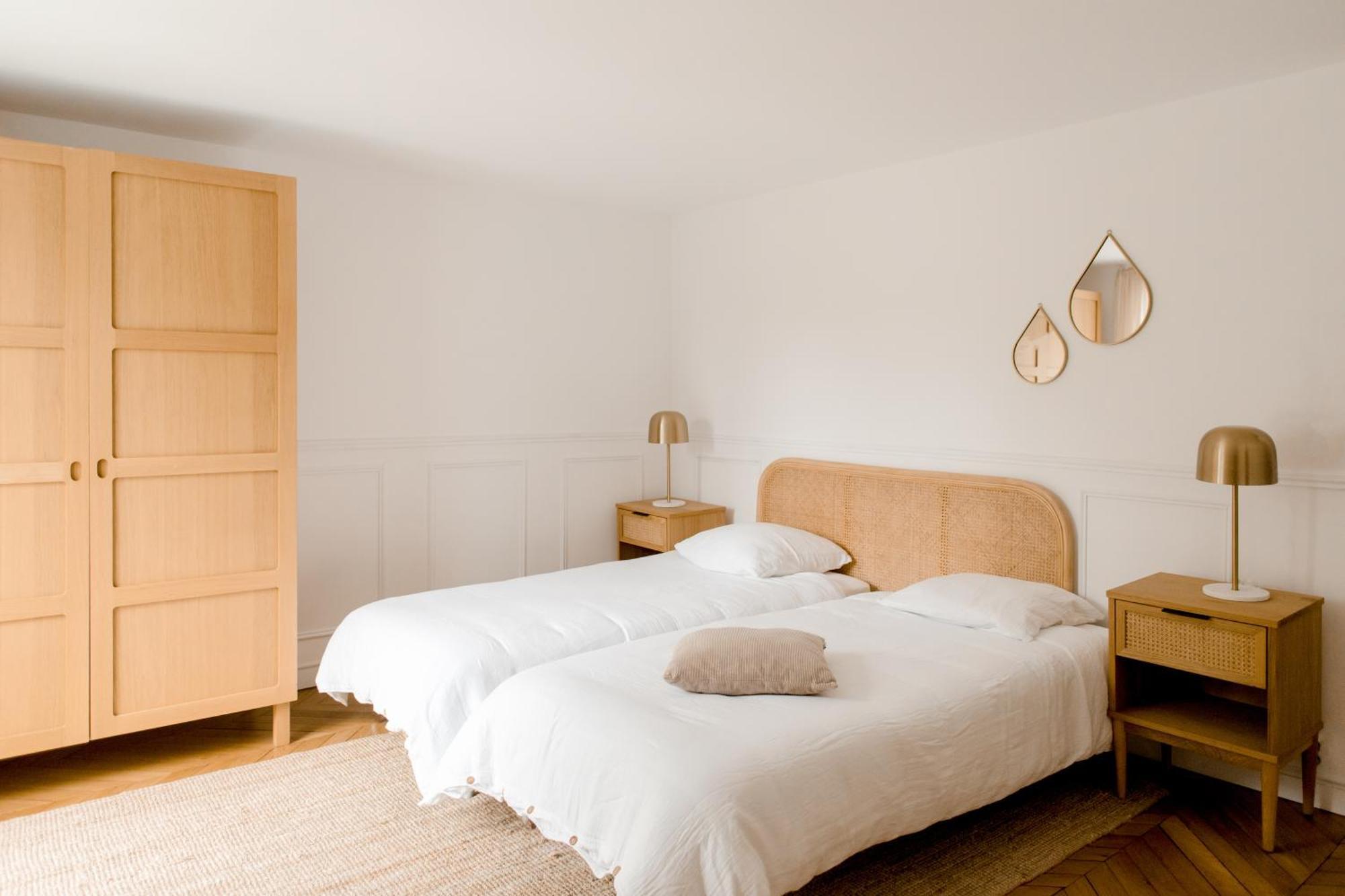 Logement Entier Ou A Partager Dans Maison Familiale A Rueil Malmaison, Proche De Paris La Defense Zewnętrze zdjęcie