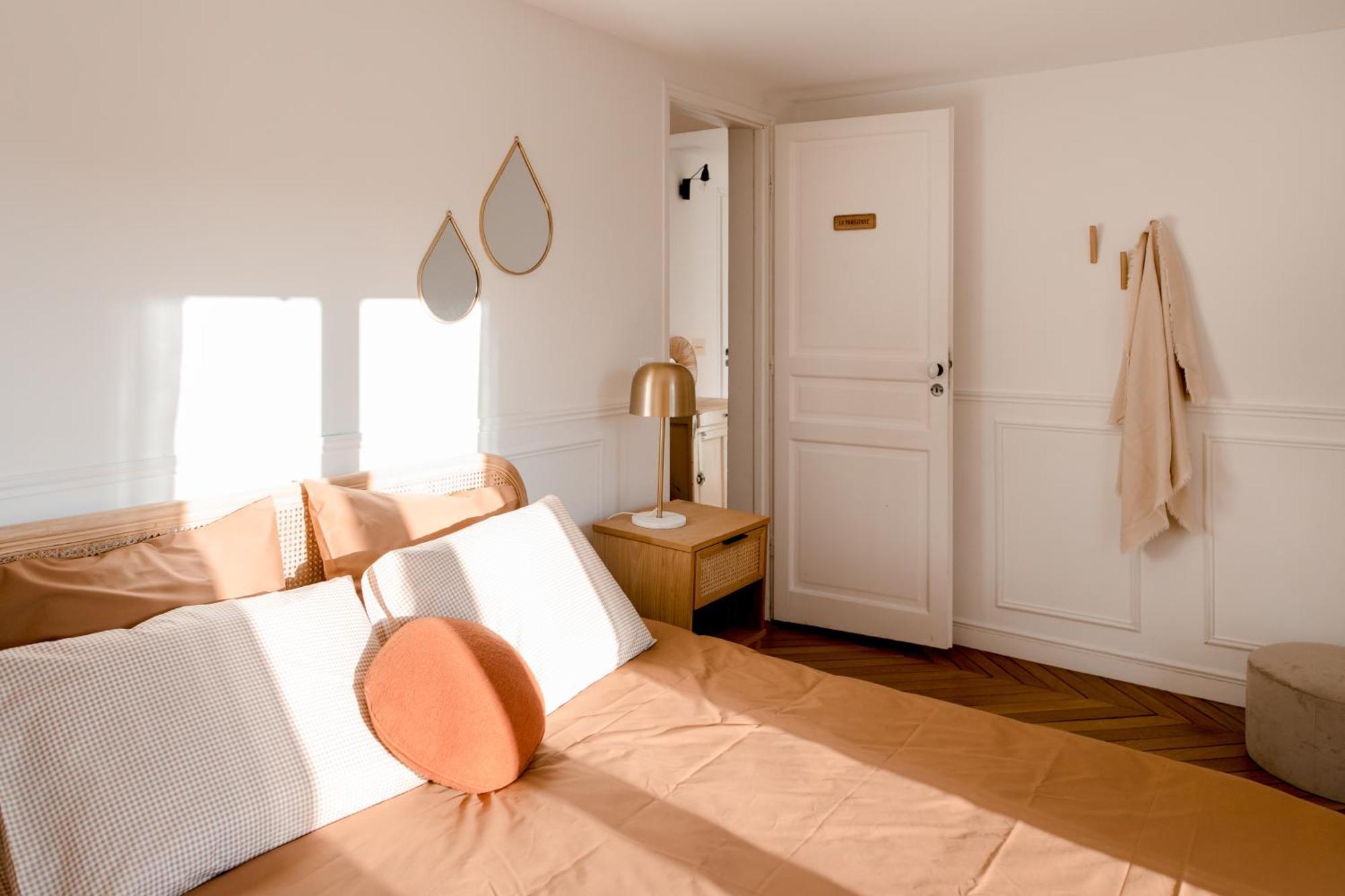 Logement Entier Ou A Partager Dans Maison Familiale A Rueil Malmaison, Proche De Paris La Defense Zewnętrze zdjęcie